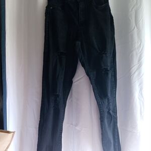 Black Distressed Jeans